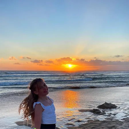 Sunset אלמאדה